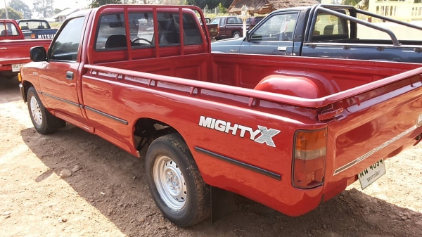 **85,000 บ.ต่อรอง**ขายไมตี้ตอนเดียว ปี35/92 วางเครื่องฮีโร่ (ลงเล่ม) เครื่องดีแน่น ช่วงล่างดีแน่น รถเคลียร์สีแล้ว ภายในเก๋งดี คอนโซลดี พ.ธรรมดา ยางดี4เส้น พร้อมใช้งาน ทะเบียนเต็ม เอกสารครบ ราคาต่อรองได้เด้อ พี่น้องครับ