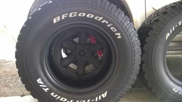 ยาง BF All 265-75-16 ปี10 สวยมากมาย