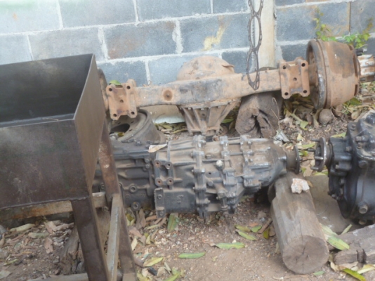 เพลาต่ออีแต๋นหลายรุ่น