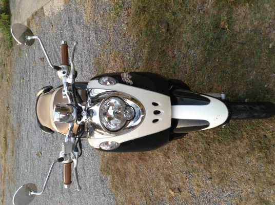 ธารนนทบุรี//ขาย yamaha fino ไมค์แยก สวยๆเครื่องดีมากๆ ชุดสีสวย ราคา25,000บาท ทะเบียนพร้อมโอน