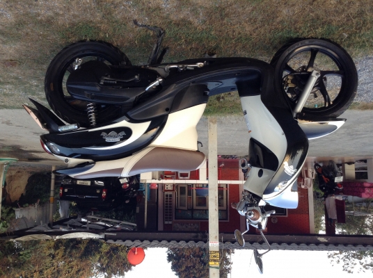 ธารนนทบุรี//ขาย yamaha fino ไมค์แยก สวยๆเครื่องดีมากๆ ชุดสีสวย ราคา25,000บาท ทะเบียนพร้อมโอน