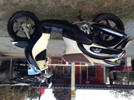 ธารนนทบุรี//ขาย yamaha fino ไมค์แยก สวยๆเครื่องดีมากๆ ชุดสีสวย ราคา25,000บาท ทะเบียนพร้อมโอน