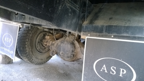 10ล้อท้ายลาด NISSAN UD CW30หัวเก๋ง454.. เครื่อง230แรง PE6  รถสภาพดีพร้อมใฃ้ เล่มพร้อม....