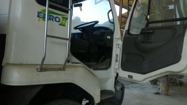 10ล้อท้ายลาด NISSAN UD CW30หัวเก๋ง454.. เครื่อง230แรง PE6  รถสภาพดีพร้อมใฃ้ เล่มพร้อม....