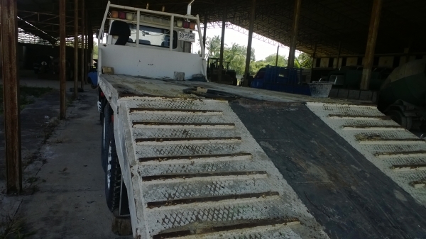 10ล้อท้ายลาด NISSAN UD CW30หัวเก๋ง454.. เครื่อง230แรง PE6  รถสภาพดีพร้อมใฃ้ เล่มพร้อม....