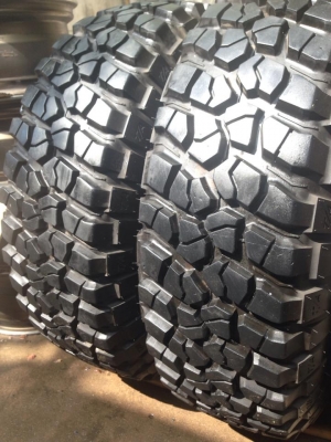 BF GOODRICH MUT-TERRAIN 265-75-16 สวยๆ พร้อมล้อ ครับ