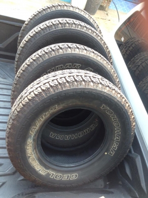 ขายยาง YOKOHAMA GEOLANDAR 265-70-16 ปลายปี13 ยางไหม่ ยกชุด 16000.- ขายยาง YOKOHAMA GEOLANDAR 265-70-16 ปลายปี13 ยางไหม่ ยกชุด 16000.-