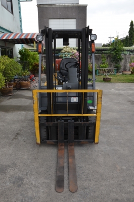 ขาย Tcm FG10T3 เบนซิน Nissan K15 ออโต้ 1 ตัน ยกสูง	3 เมตร