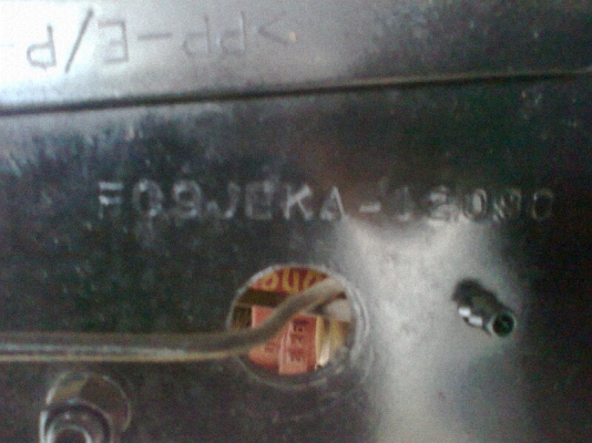 รถหกล้อ HINO รถปี 52 เครื่องยนต์ 175 แรงม้า จัดไฟแน๊นซ์ได้ 800,000 บาท.