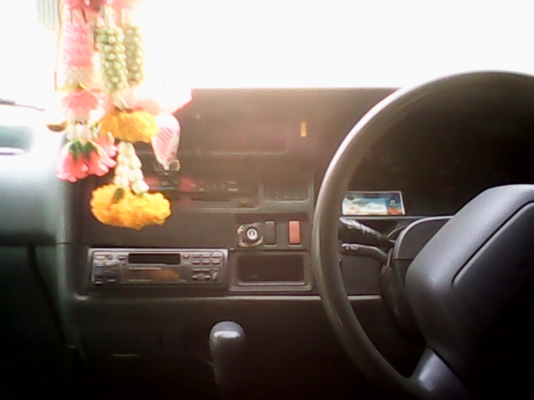 ขายรถตู้TOYOTA - HIACE GL 2.5 MT ปี 1983 ขายรถตู้TOYOTA - HIACE GL 2.5 MT ปี 1983