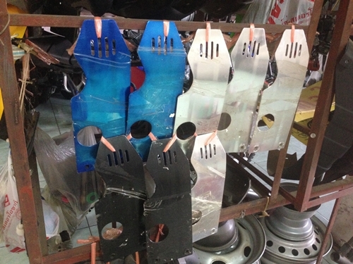 ขายด่วน! การ์ดกันแคร๊ง เวฟ 125 เป็นอลูมิเนียม ราคา 390 พร้อมใช้งาน (ขายตามสภาพ)