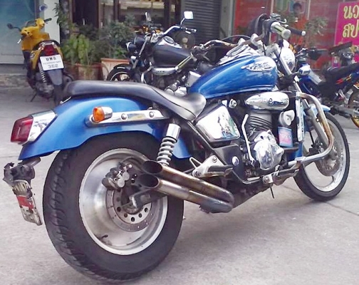 Honda Phantom 150cc.