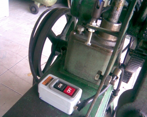 เครื่องเลื่อย HERO ขนาด 14" นิ้ว