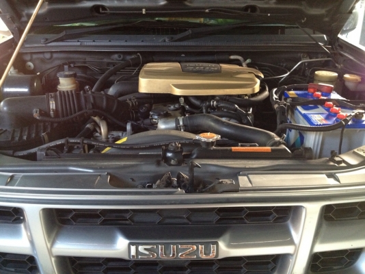 ขาย Izuzu D-Max 3.0 Hi-lander ปี 2004 สภาพดีมากครับ ขาย Izuzu D-Max 3.0 Hi-lander ปี 2004 สภาพดีมากครับ