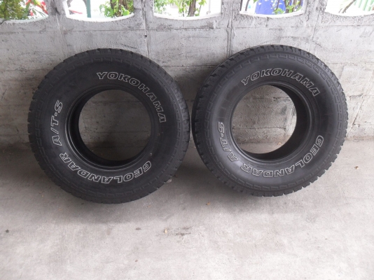 ยาง YOKOHAMA 31*10.5R15 ปี09 สวยๆ 1 คู่ ราคา 3800 บาท