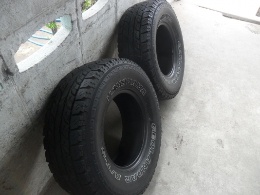ยาง YOKOHAMA 31*10.5R15 ปี09 สวยๆ 1 คู่ ราคา 3800 บาท