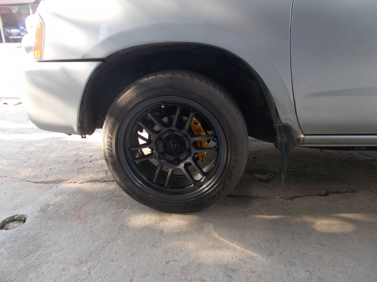 0 ขายแม็กขอบ17นิ้วใช้อาทิตย์ด้วย22000 ลดเหลือ 18500พร้อมยาง