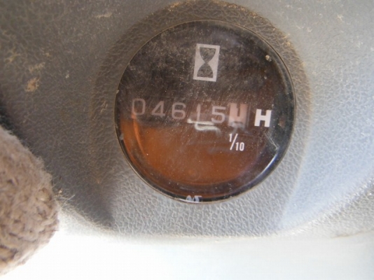 ขายด่วน Hitachi EX135USR  นำเข้าเองจากญี่ปุ่น  อาร์มพิเศษ  ใช้งานมาน้อย  4000 กว่าชม. สภาพสวยจริงๆๆ