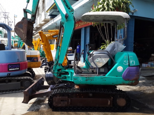 ขาย รถขุด KOMATSU รุ่น PC30-7- แทร็กเหล็ก มือสองญี่ปุ่น