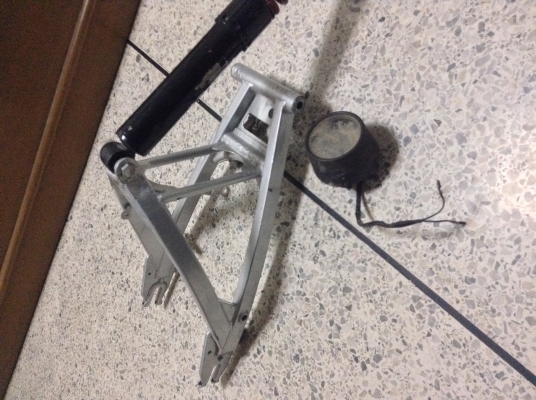 ขายอะไหล่. Dt100.  Dt 125 หลายรายการ ครับ