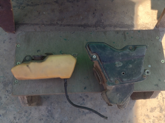 ขายอะไหล่. Dt100.  Dt 125 หลายรายการ ครับ