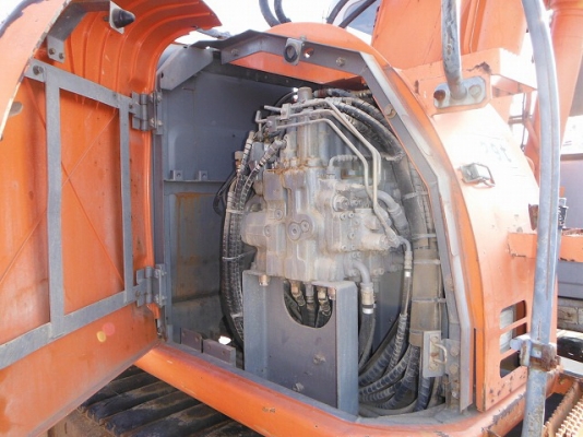 ขายด่วน Hitachi ZX135 US  มีลายหัวเจาะนำเข้าจากญี่ปุ่นโดยตรงยังไม่ผ่านการใช้งานในไทย สภาพสวยมาก จริงๆๆจ้า