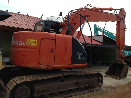 ขายด่วน Hitachi ZX135 US  มีลายหัวเจาะนำเข้าจากญี่ปุ่นโดยตรงยังไม่ผ่านการใช้งานในไทย สภาพสวยมาก จริงๆๆจ้า