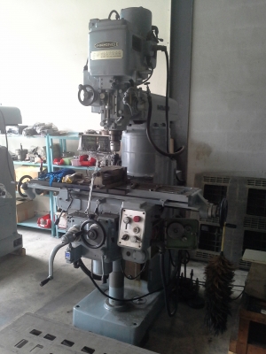 เครื่องมิลลิ่ง M4 ญี่ปุ่น MAKINO ระบบฟีดอัตโนมัตครบ มีลิเนียร์ และหน้าจอดิจิตอล สภาพเครื่องพร้อมใช้งาน