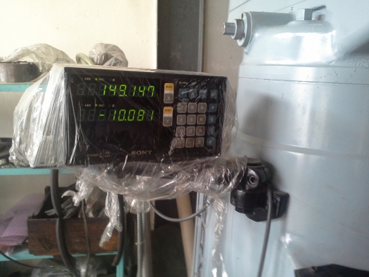 เครื่องมิลลิ่ง M4 ญี่ปุ่น MAKINO ระบบฟีดอัตโนมัตครบ มีลิเนียร์ และหน้าจอดิจิตอล สภาพเครื่องพร้อมใช้งาน