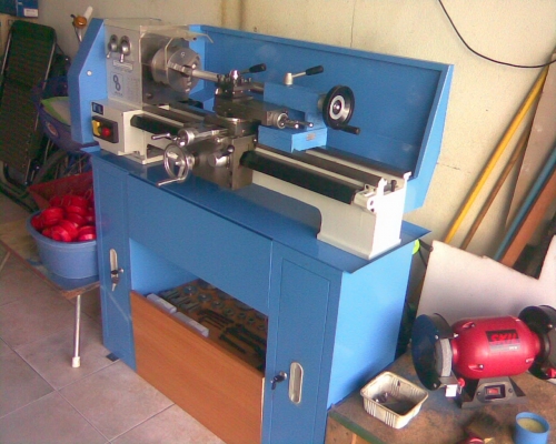 เครื่องมิลลิ่ง M4 ญี่ปุ่น MAKINO ระบบฟีดอัตโนมัตครบ มีลิเนียร์ และหน้าจอดิจิตอล สภาพเครื่องพร้อมใช้งาน