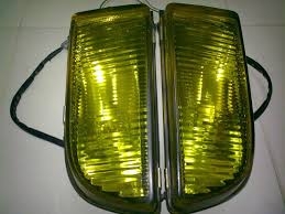 สปอตร์ไลด์ปลายดาบแท้ toyota japan เลนเหลือง สภาพสวย สปอตร์ไลด์ปลายดาบแท้ toyota japan เลนเหลือง สภาพสวย