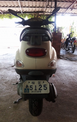 **Vespa 50 Automatic-scooter**