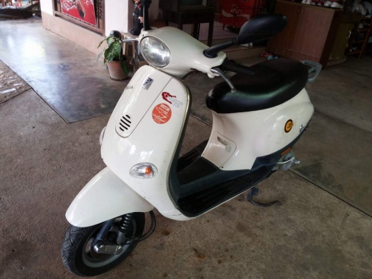 **Vespa 50 Automatic-scooter**