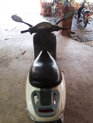 **Vespa 50 Automatic-scooter**