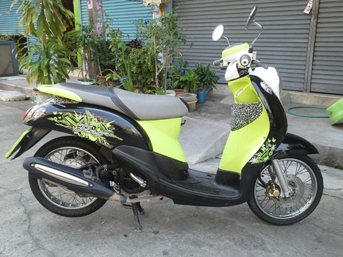 fino ปี 54 สีดำ เขียว สภาพรถ 95 เปอร์เซ็นต์ เครื่องเดิม แน่นๆ ไม่หลวม ไม่หอน