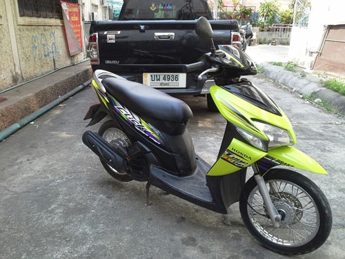 click ปี 50 สีเขียวมะนาว ดำ รถสวยมาก เครื่องเดิม แน่นๆ ไม่หอน ไม่มีควันขาว เอกสารครบ click ปี 50 สีเขียวมะนาว ดำ รถสวยมาก เครื่องเดิม แน่นๆ ไม่หอน ไม่มีควันขาว เอกสารครบ