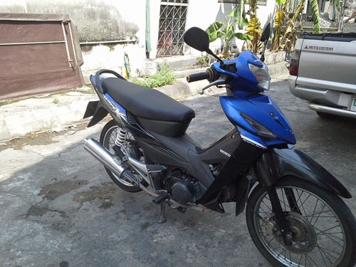 Wave 100 x ปี 52 เครื่องแน่น ไม่หลวม ชุดสีตามรูป เอกสารครบ Wave 100 x ปี 52 เครื่องแน่น ไม่หลวม ชุดสีตามรูป เอกสารครบ