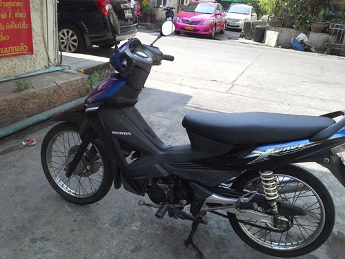 Wave 100 x ปี 52 เครื่องแน่น ไม่หลวม ชุดสีตามรูป เอกสารครบ Wave 100 x ปี 52 เครื่องแน่น ไม่หลวม ชุดสีตามรูป เอกสารครบ