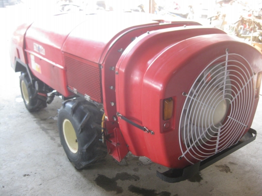 ขายรถพ่นยาSPEED SPAYER 700ลิตร พร้อมใช้งาน ขายรถพ่นยาSPEED SPAYER 700ลิตร พร้อมใช้งาน