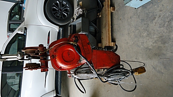 ขายรอกโซ่ HITACHI 2 TON