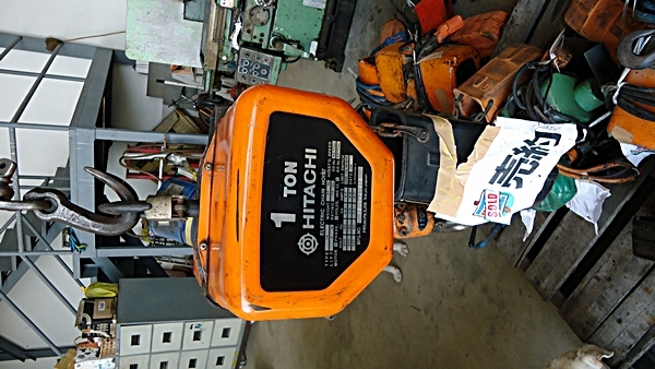 ขายรอกโซ่ HITACHI 1 TON