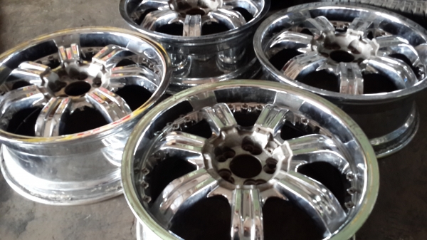 ยาง Yokohama ขอบ 18 ปี 12 4เส้น