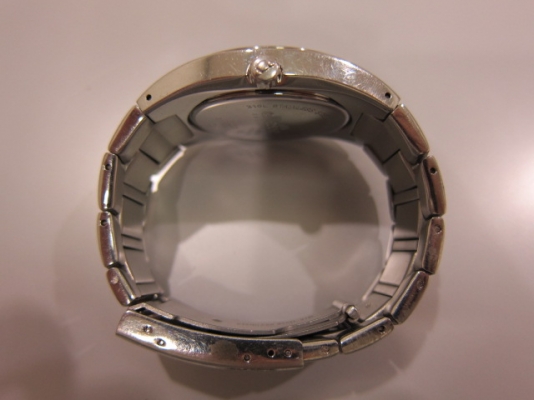 ลดพิเศษ-นาฬิกา ellesse ชาย ของแท้ สภาพดี กันน้ำได้ 50M ส่งฟรี