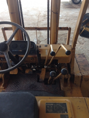 KOMATSU FG20 100,000 KOMATSU FG20 100,000