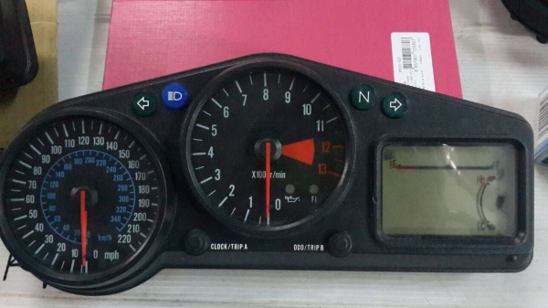 ขายไมล์ Kawasaki ZX-12 2001-2004 รับประกันคุณภาพสินค้า สนใจสอบถามได้ที่เบอร์ 081-3507957