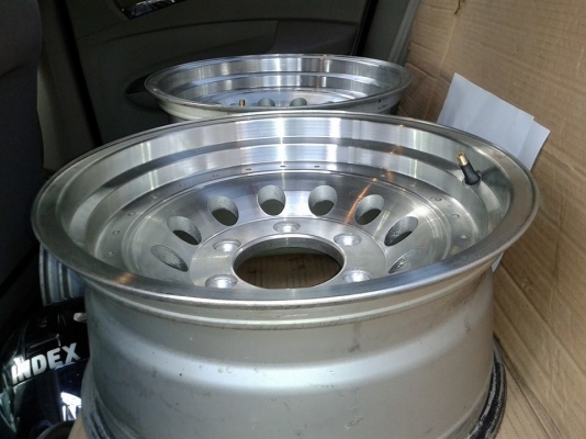 ขายแมกลายหยดน้ำ 15x7/6รู139.7 ออฟลึกๆ ใส่แล้วหล่อ