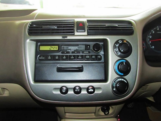 ขายราคาโปรโมชั่นHONDA CIVIC Dimension VTi-LEV 1.7 MT ปี 2001