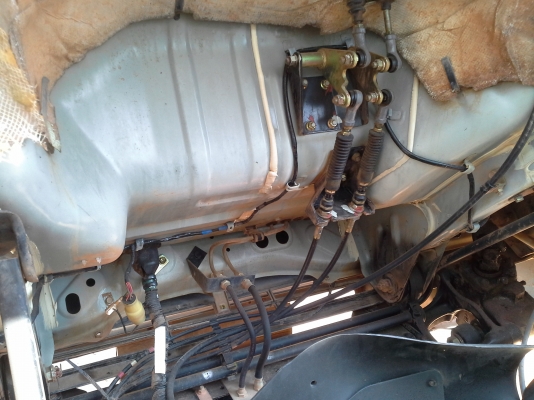 ขายรถ6ล้อhino fc120ดั๊ม สภาพสวย ยางใหม่6เส้น โทร081-3771710