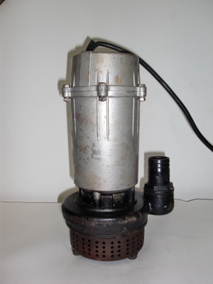 ขายปั้มน้ำแช่ ขนาด 1" ยี่ห้อ HAMCO ราคาถูก