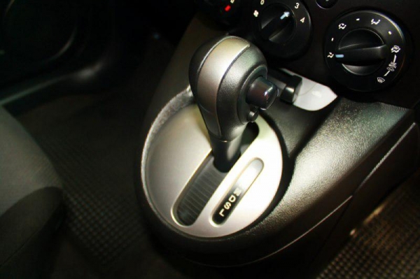 MAZDA 2 5Dr 1.5 AT ปี 2010 MAZDA 2 5Dr 1.5 AT ปี 2010